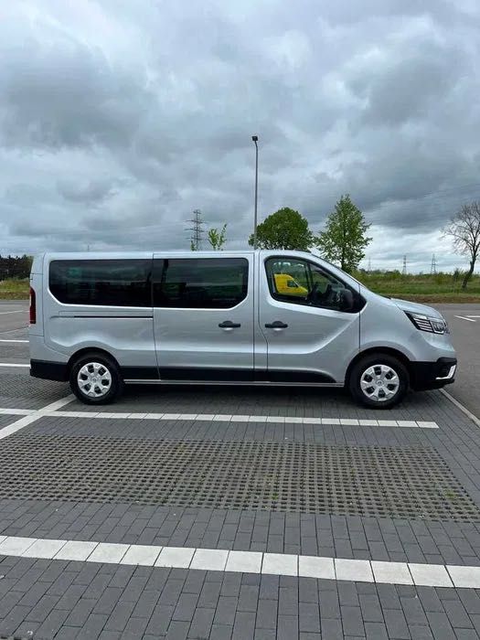 taren.pl wypożyczalnia busów Dobrzany Trafic Long 9 osobowy 2024r