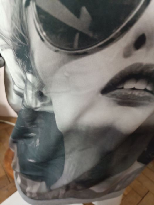 Szara bluza z grafiką matki Top secret