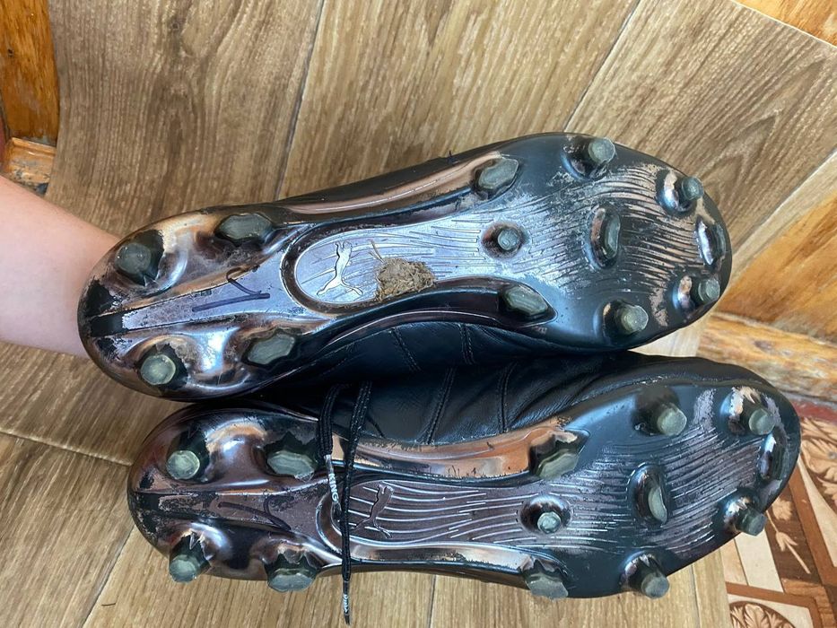 Продам бутси Puma king