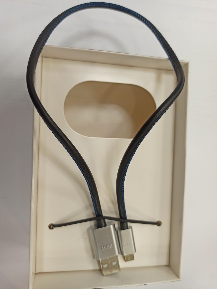 Kabel przejściowy BMW ze złączem micro USB