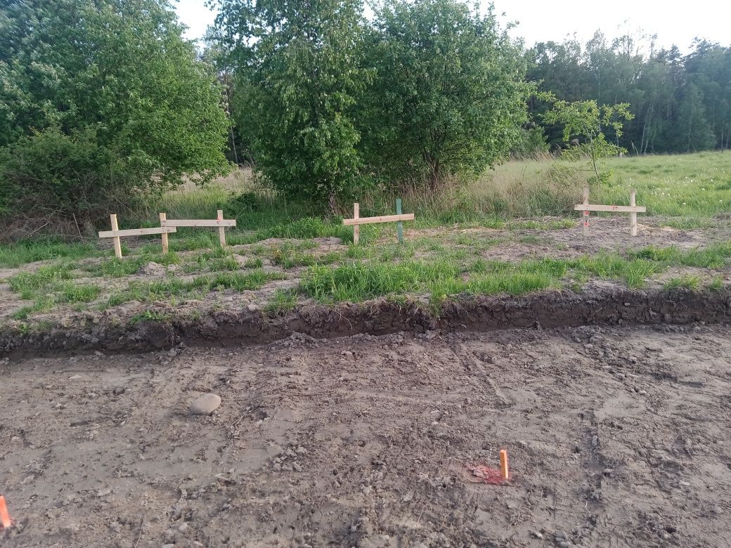 Paliki bramki geodezyjne budowlane, Kielce, Bilcza