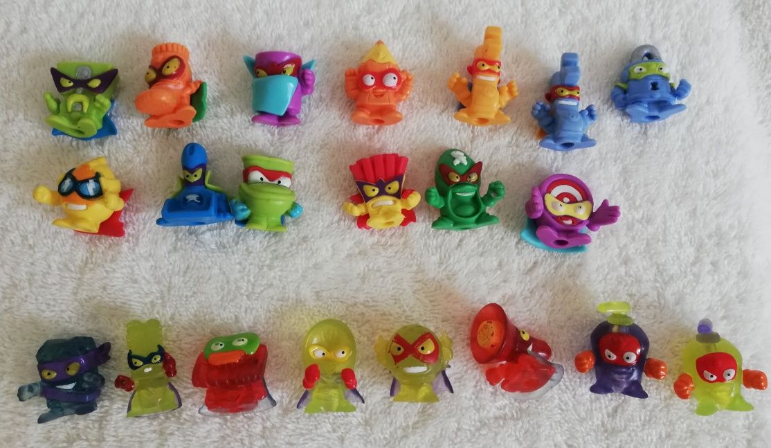 Super zings seria 2 (21 figurek, 11 skrytek, pojazdy)