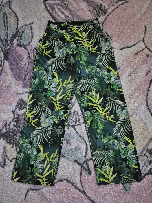 Spodnie marki Monnari