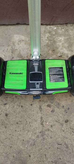 Deskorolka elektryczna Jeździk Streetboard Kawasaki KX ST10.1