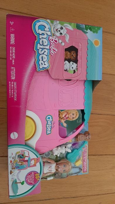 Chelsea barbie kamper