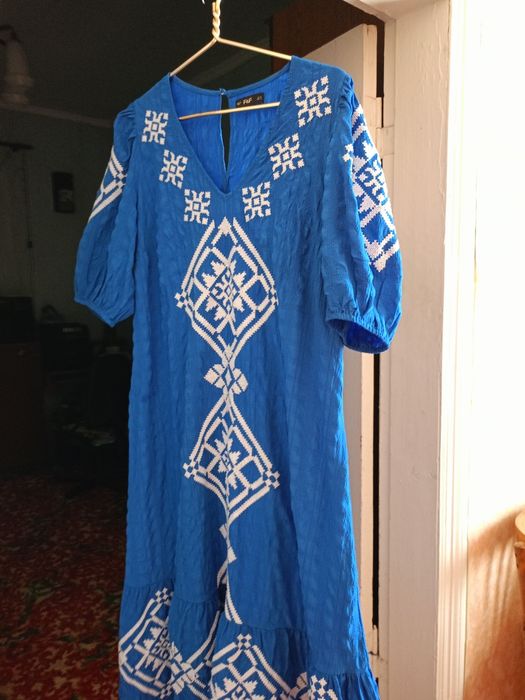 Вишита сукня, вишиванка