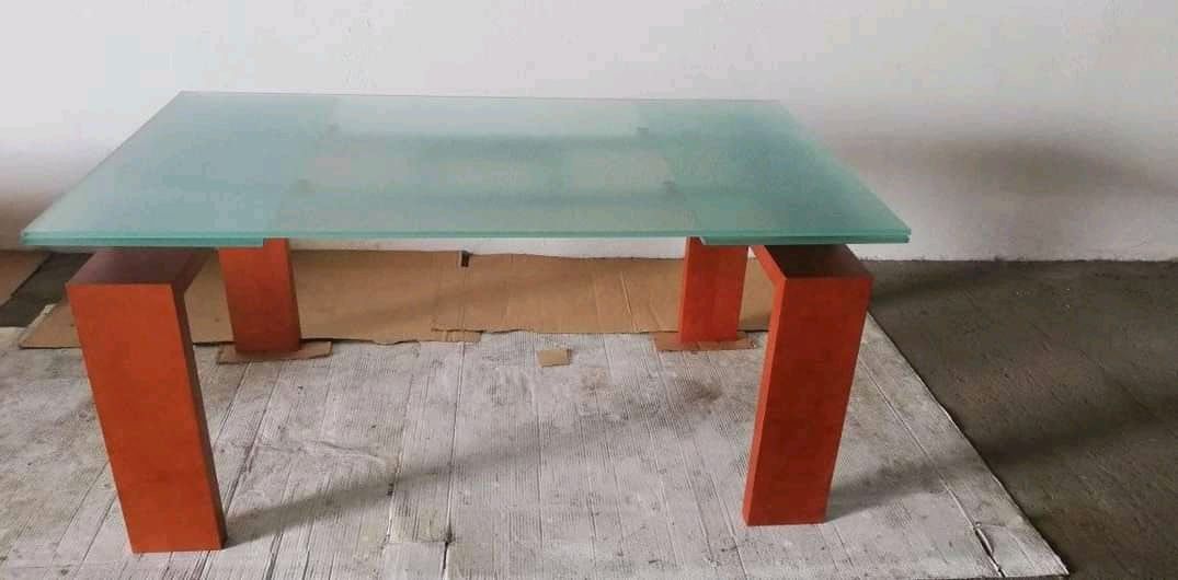 Mesa de sala cerejeira e vidro