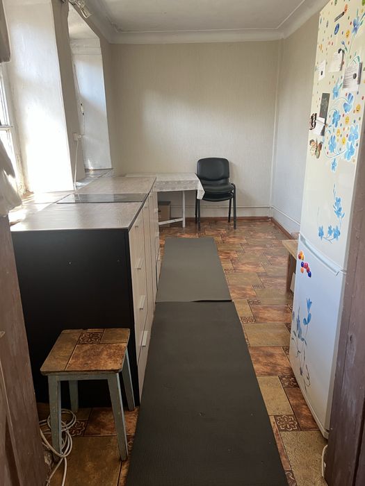 Сдам 3-и комнаты в 5-и комнатной квартире.