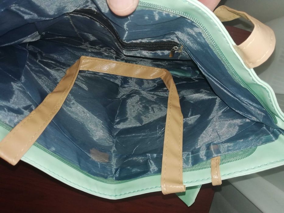 Планшет электронная книга сумка вместительная.