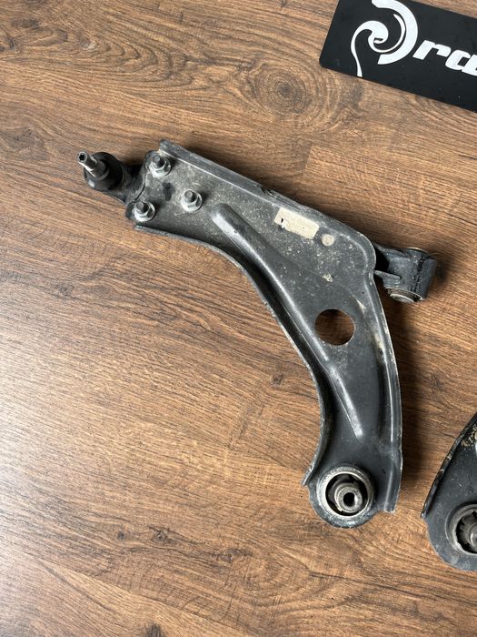 Braço de suspenção Peugeot Citroen