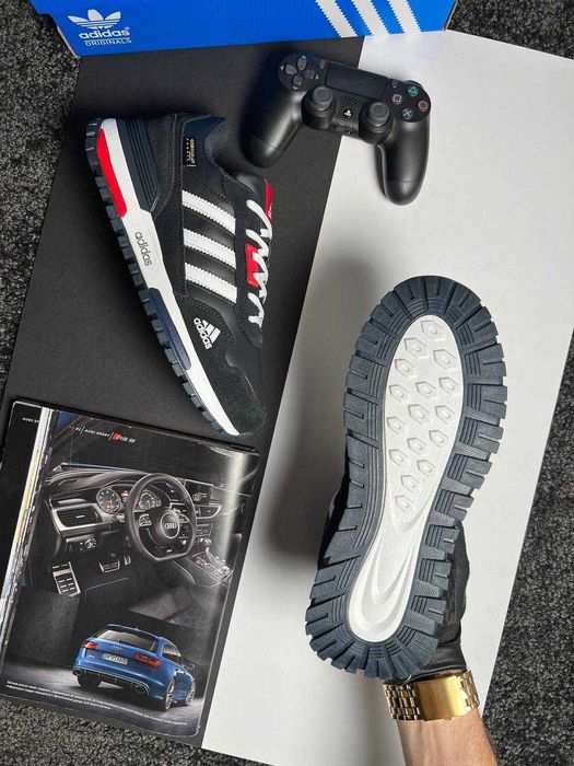 Чоловічі кросівки Adidas ZX 700 Cordura Black White Red замша чорні