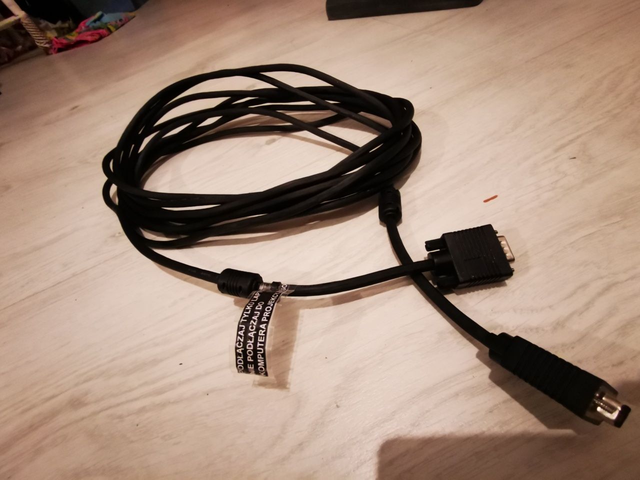 Kabel VGA do monitora rzutnika 15 metrów 2x meski