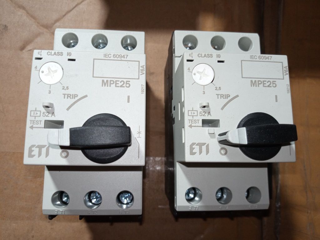 Автоматичний вимикач захисту двигуна ETI MPE 25 .