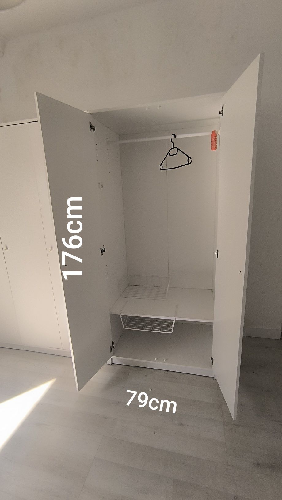 Conjunto 2 roupeiros Kleppstad Ikea