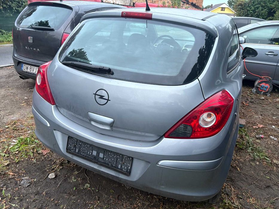 opel corsa d 1.2i 2006 rok sprowadzona
