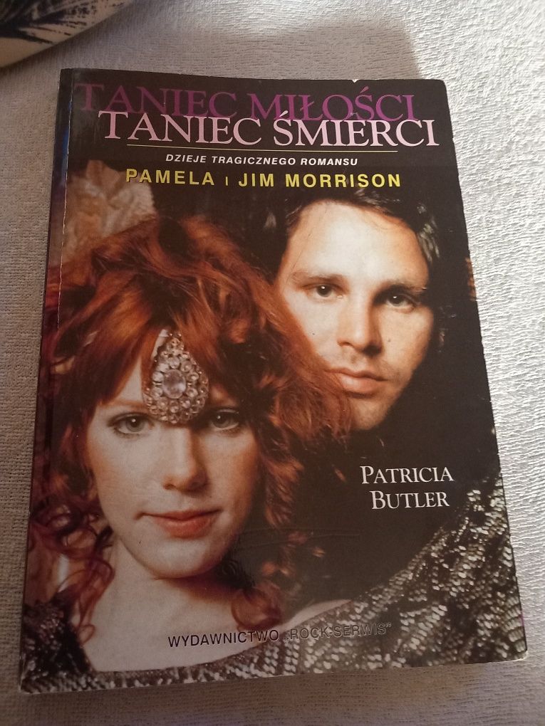 Taniec miłości, taniec śmierci. Pamela i Jim Morrison.