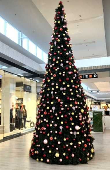 Choinka ozdobna do dużej powierzchni. 6 m