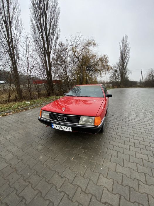 Audi 100 1.8 газ/бензин