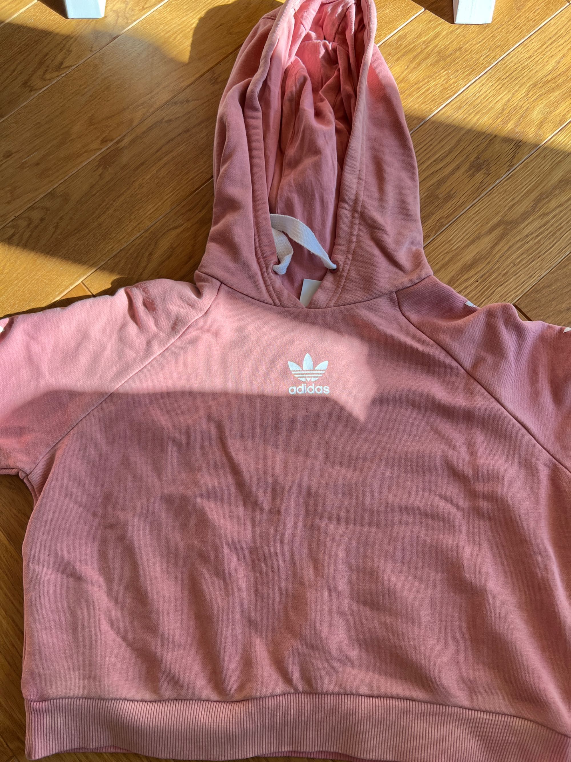 Adidas S różowa bluza z kapturem krótszy krój