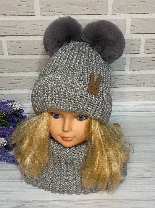 Зимовий комплект шапка хомут на дівчинку