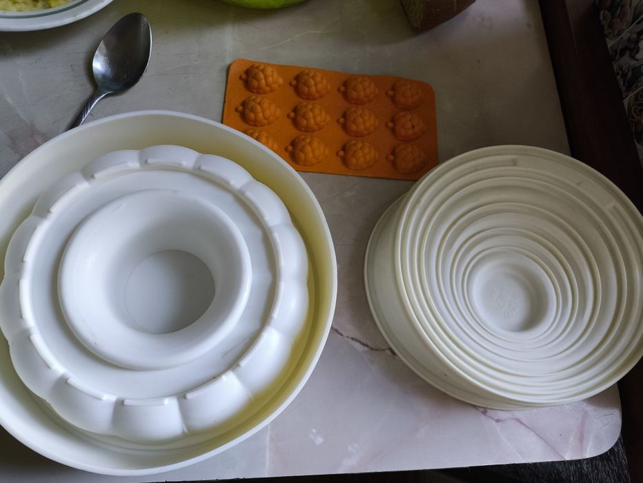 Силіконова форма для випічки, кексу діаметр 23 та 22