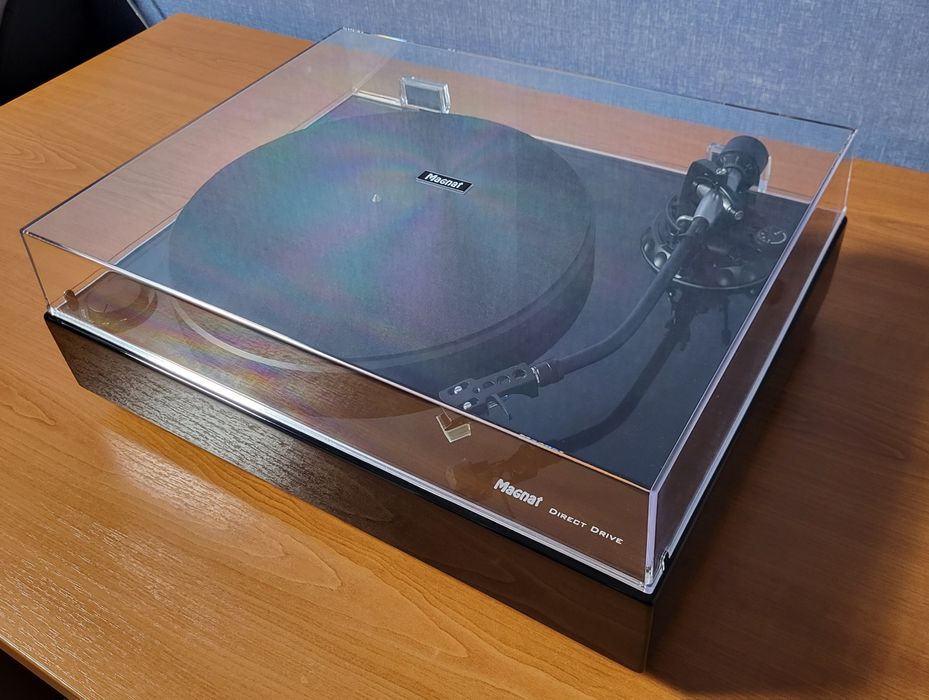 Продам топовый проигрыватель винила MAGNAT MTT 990 НОВЫЙ!
