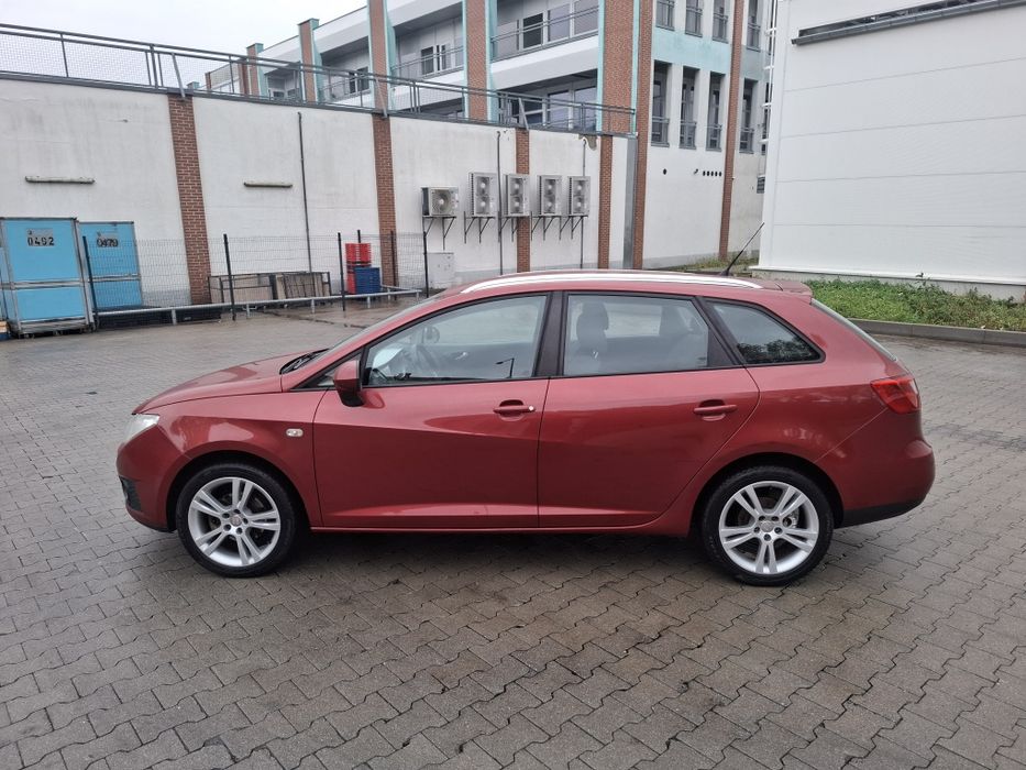 Seat Ibiza 2010r Kombi 1.4mpi Climatronic Alu Stan B.DB Zarejestrowana