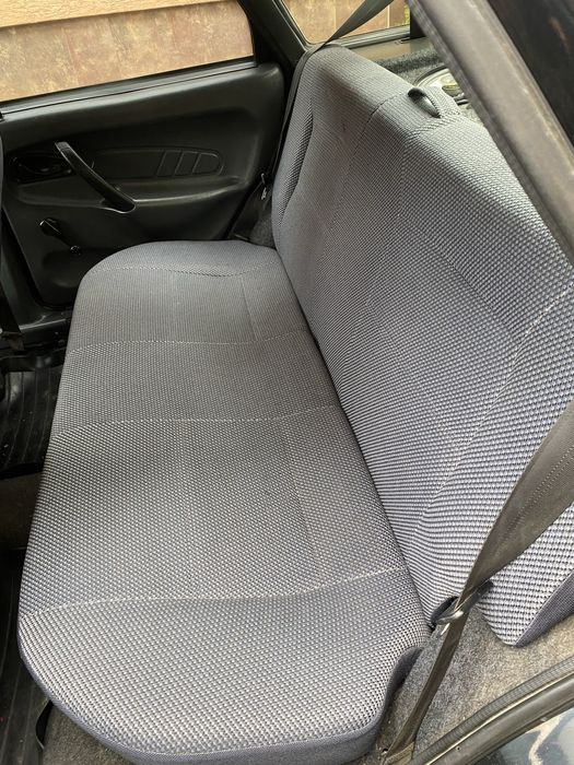 Автомобиль ваз 2114