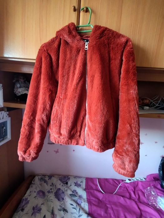 Casaco de pelo coral