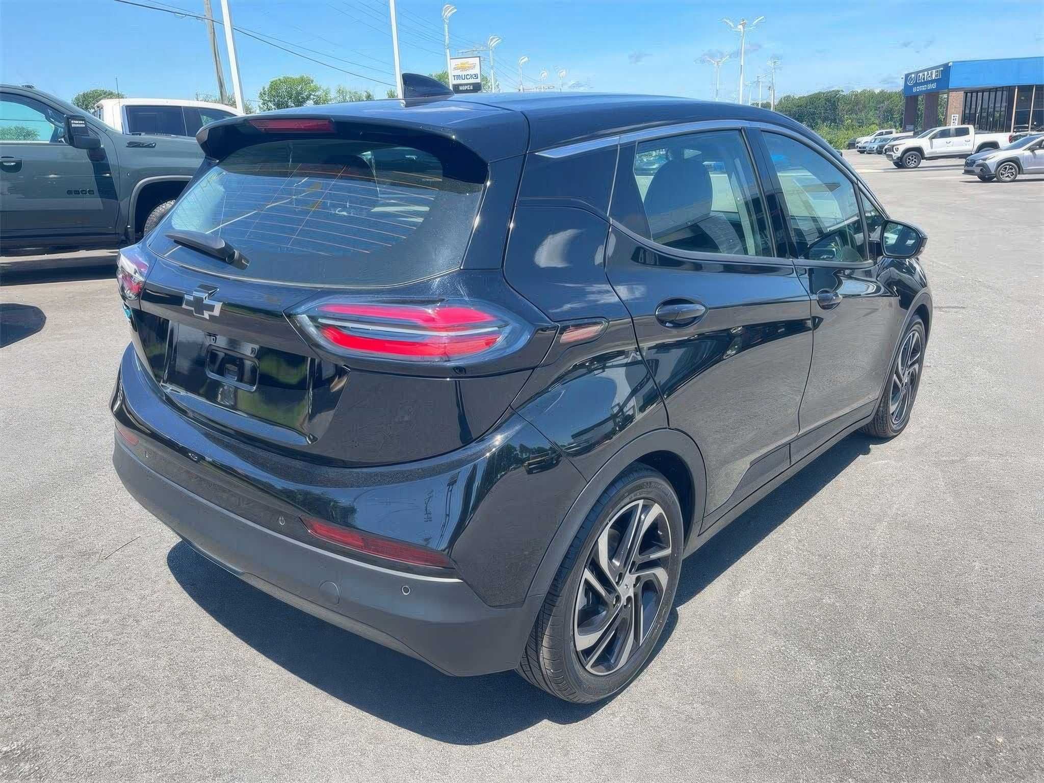 2023 Chevrolet Bolt EV 2LT FWD