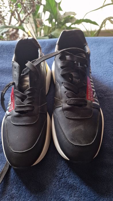 Кросівкі DSQUARED2 черного коліру