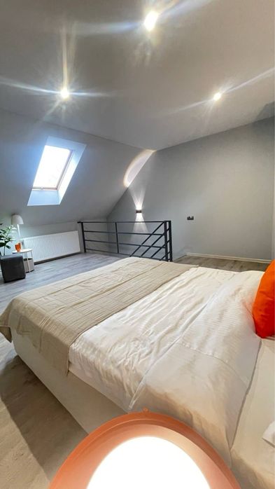 Двоповерхові апартаменти Чернівці світло і вода не вимикаються