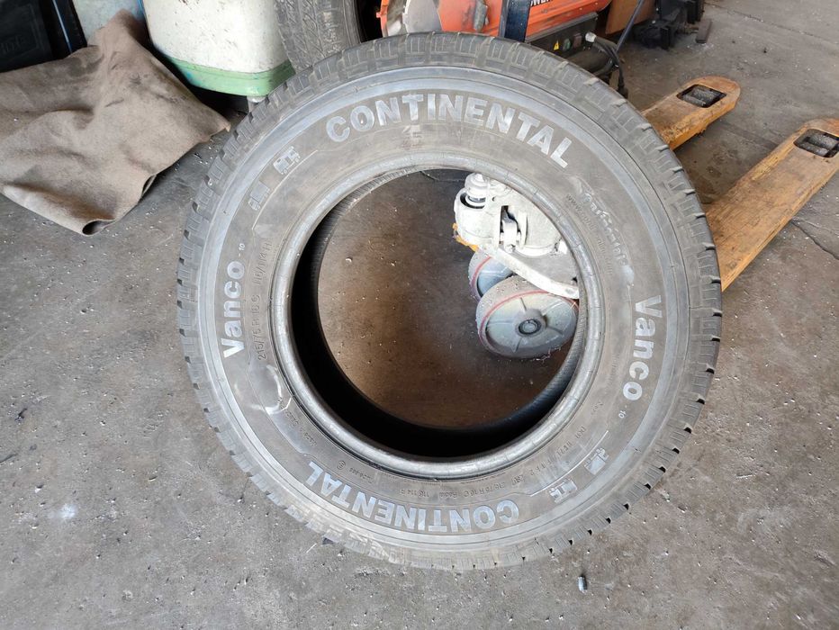 Opony Continental Vanco 215/75 R 16