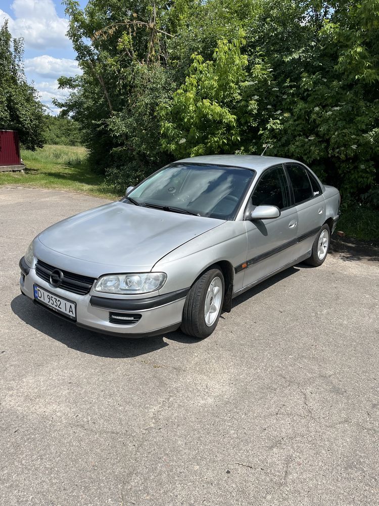 Opel Omega b.