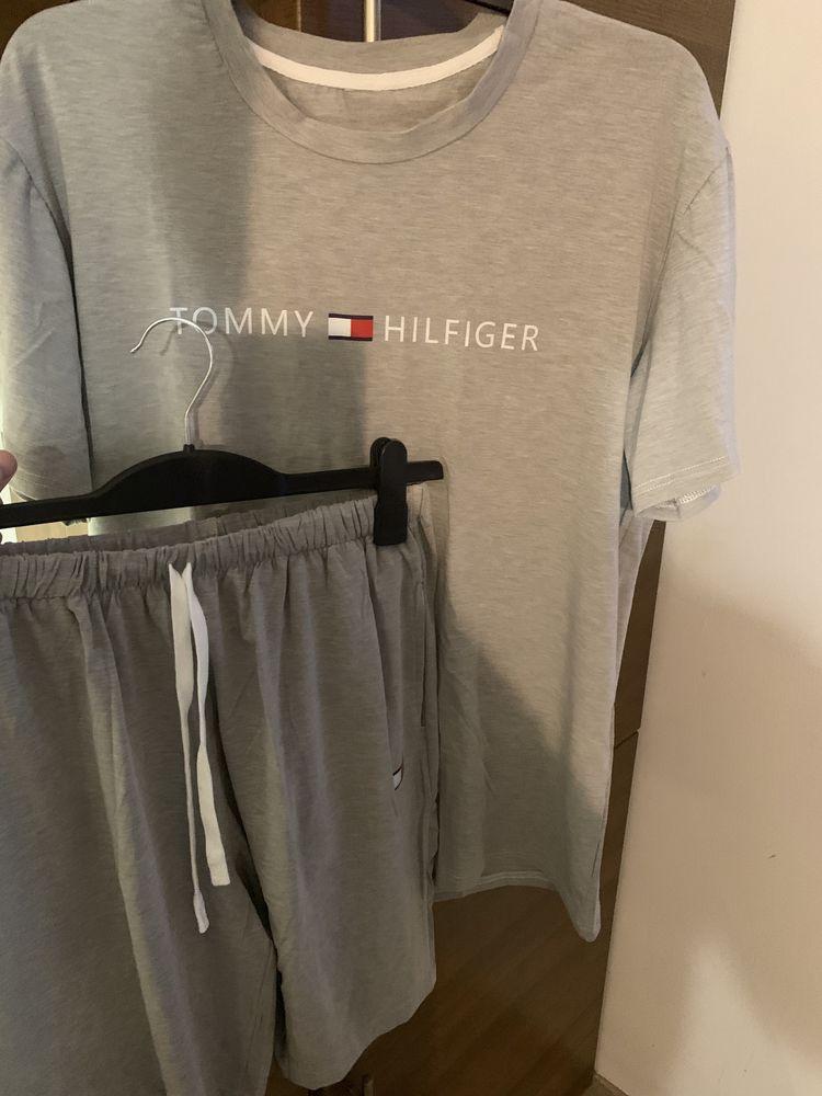 Zestaw tommy hilfiger L koszulka +spodenki