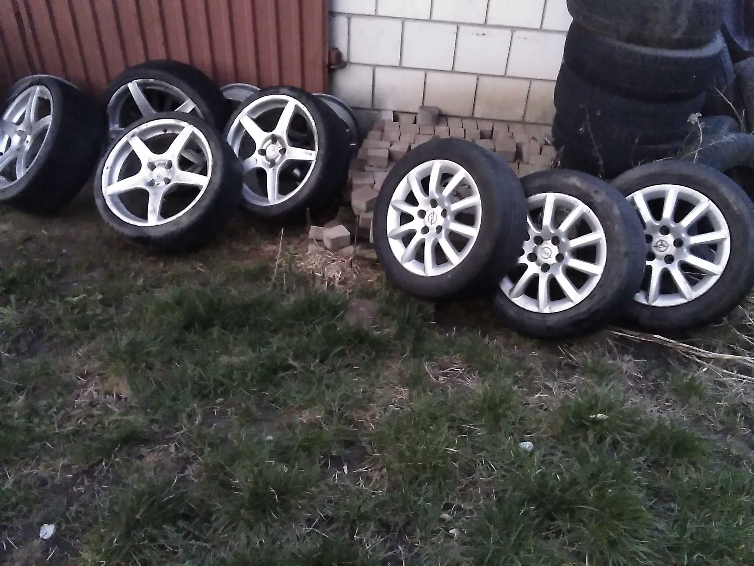 Koła felgi alufelgi opony 225/45 R 17 Aui A4 A6 Volkswagen Passat