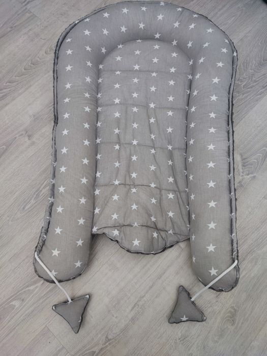 Ninho para bebé reversível