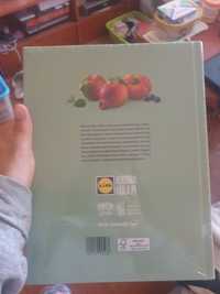 Książka z lidla jeść zdrowiej  warzywa owoce