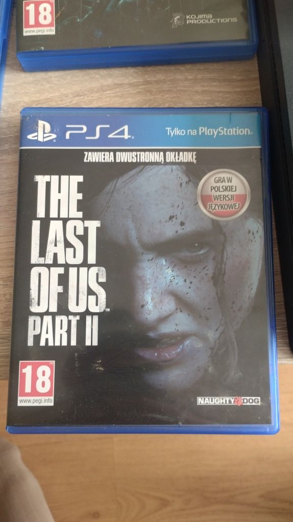 Konsola PlayStation 4 slim 500GB pad + 3 gry