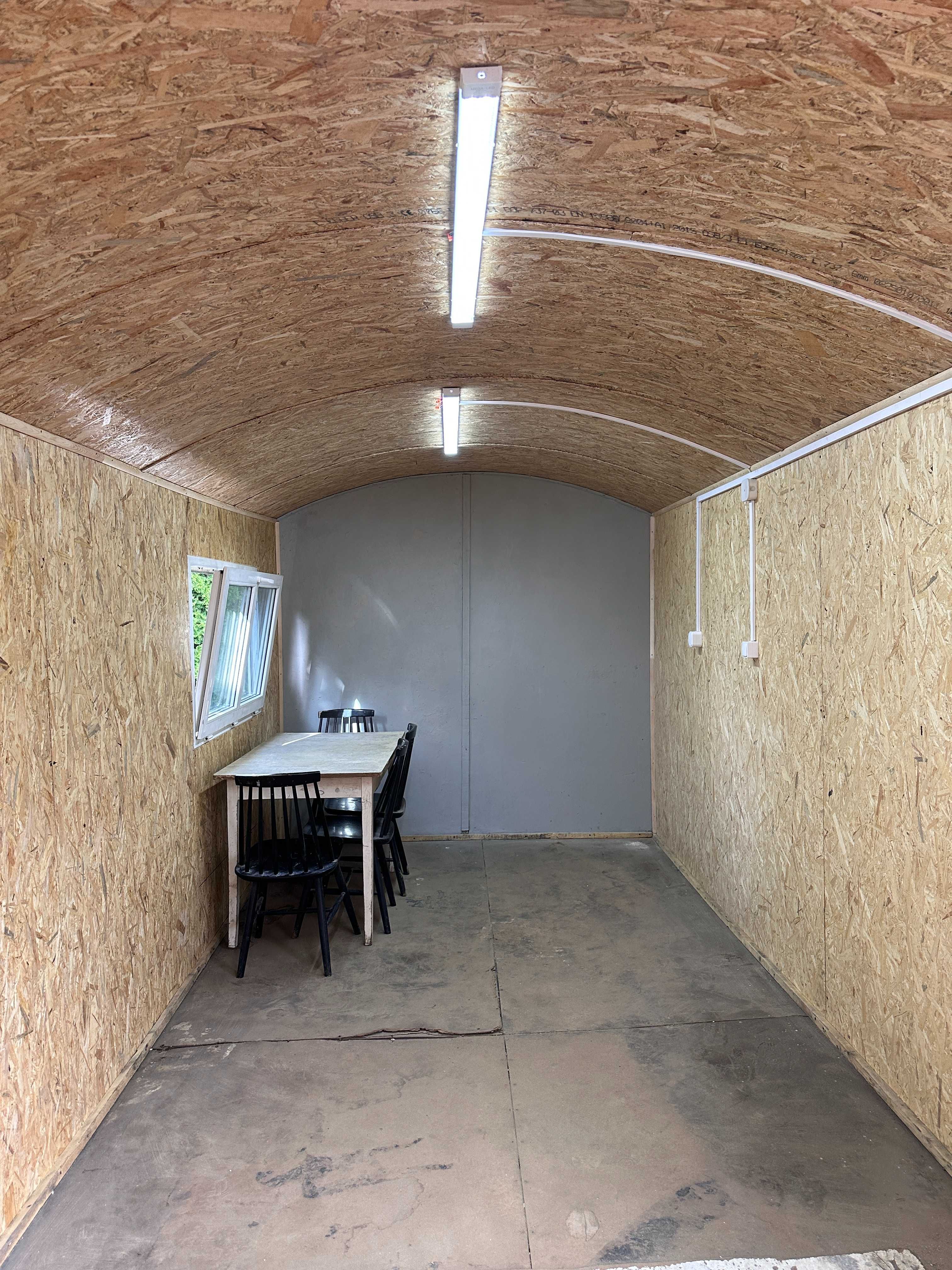 Barakowóz, przyczepa mobilna, barak na kołach, PO REMONCIE 6x2.4m