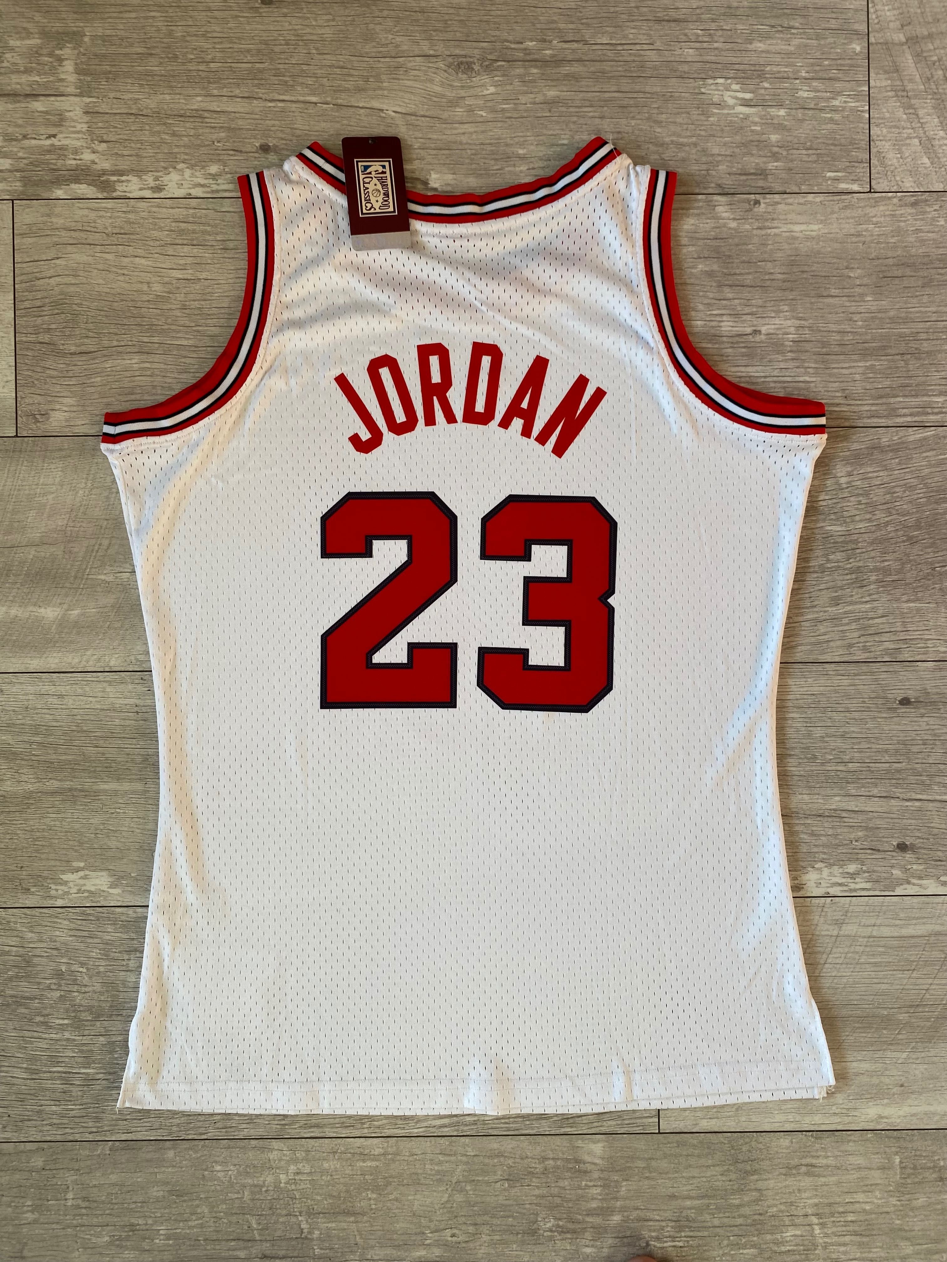 Koszulka Mitchell Ness swingman Bulls Jordan 1984 rookie roz L
