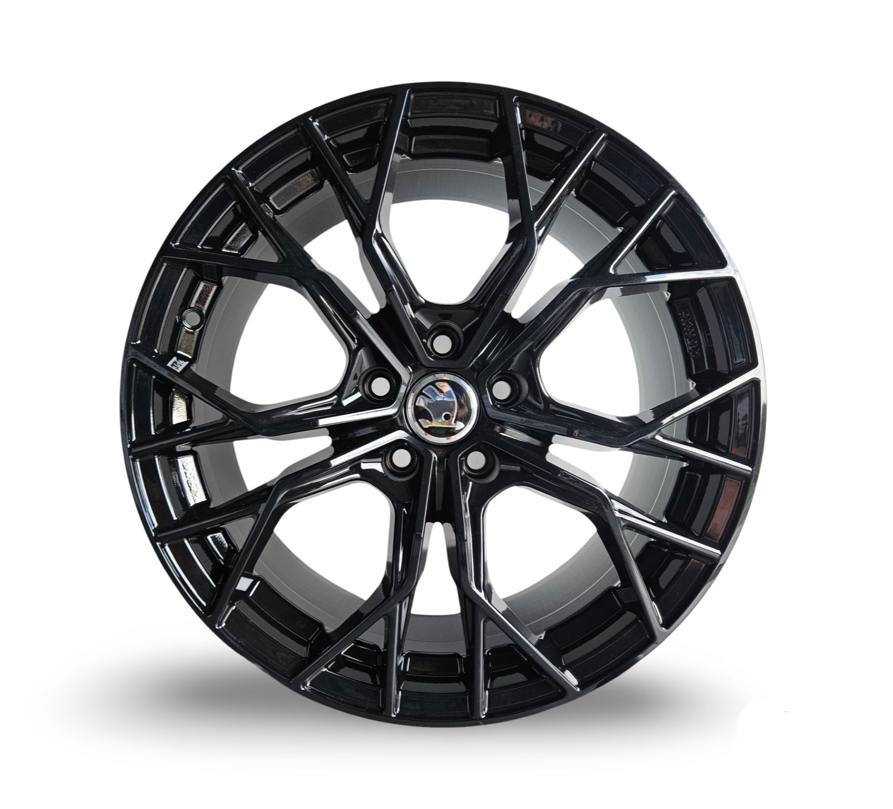 Skoda Octavia 18 Nowe 5x112 Škoda Octavia Scout Felgi Czarne Alufelgi