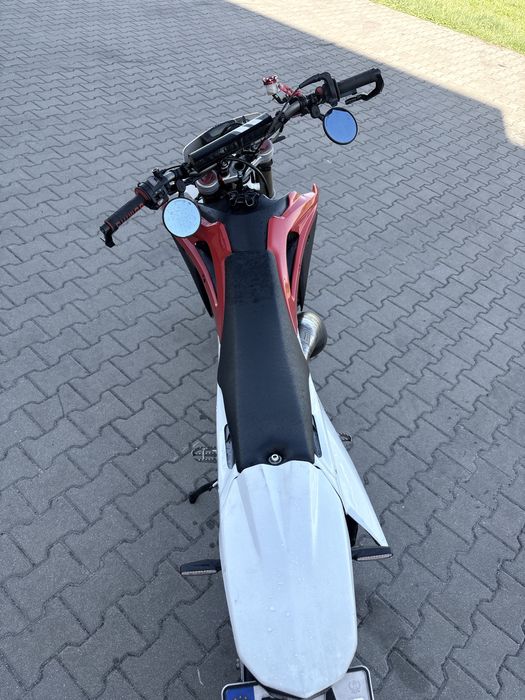 Husqvarna sm125s (ktm honda yamaha beta)
