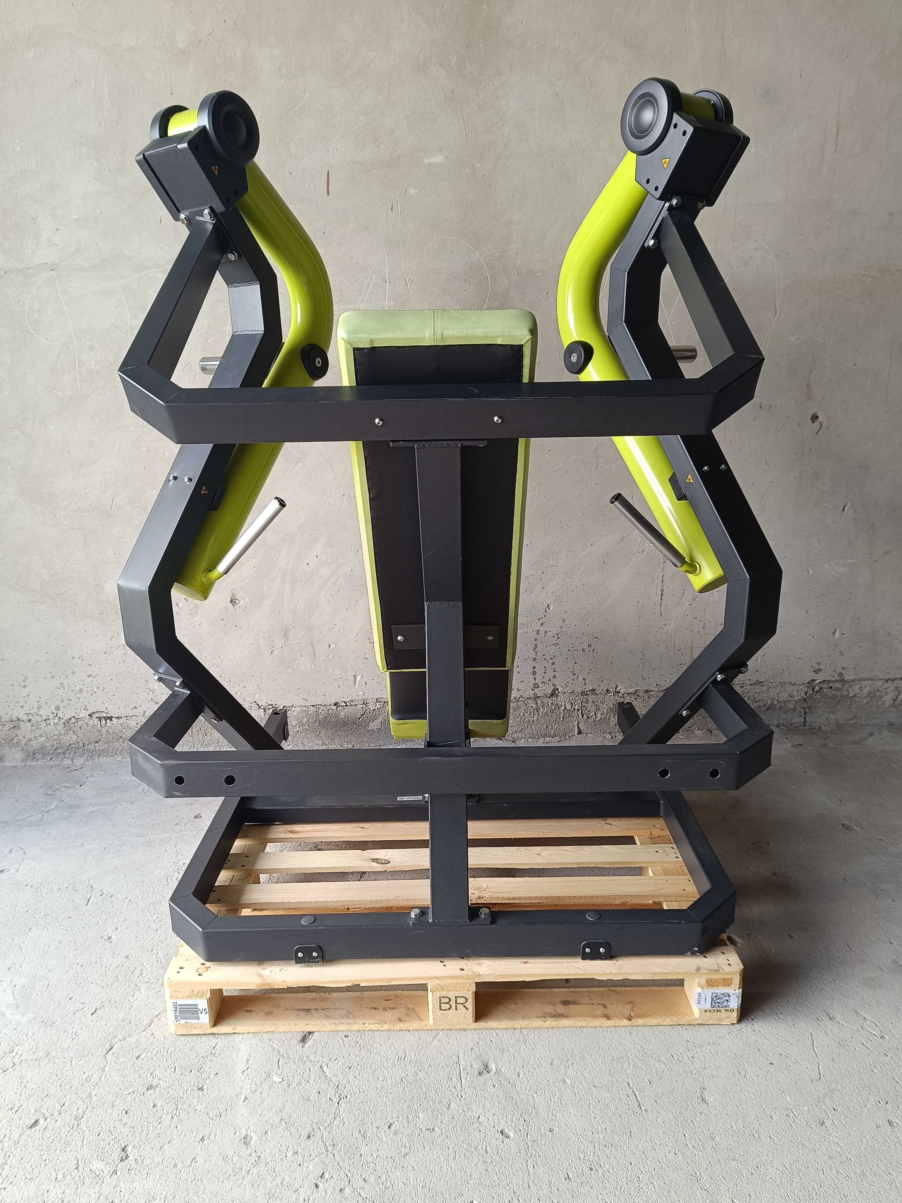 Hammer Chest Press klata triceps DHZ siłownia olymp hbp hes sewim