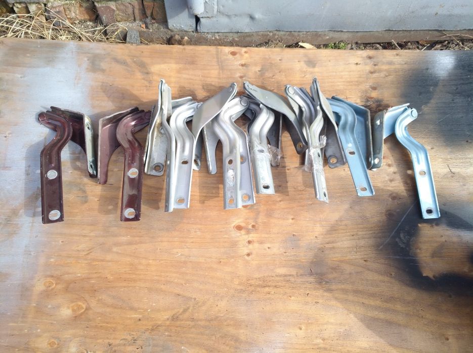 Завіси капота на пассат б7 сша,запчастини.