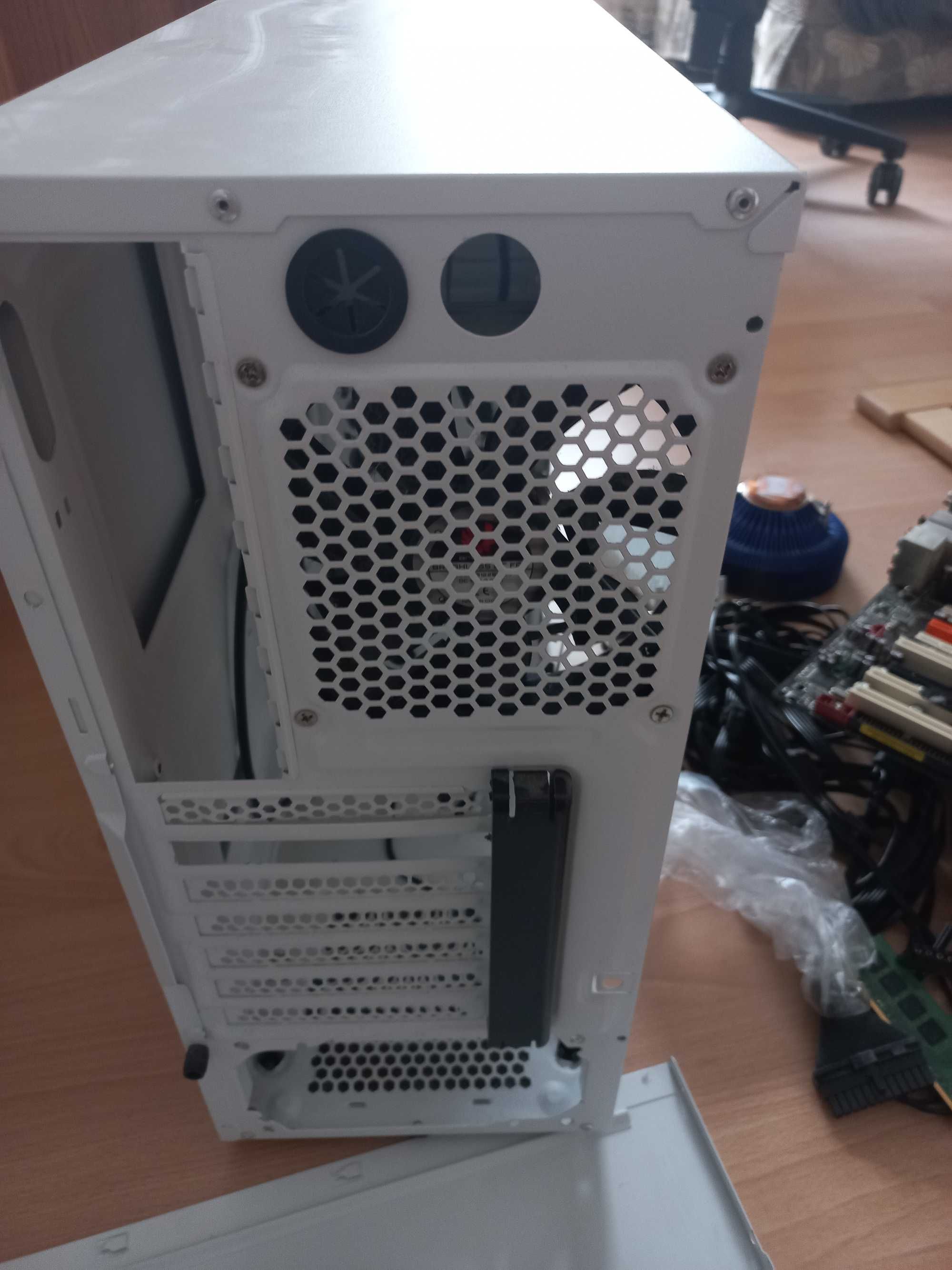 Obudowa komputerowa Bitfenix Neos
