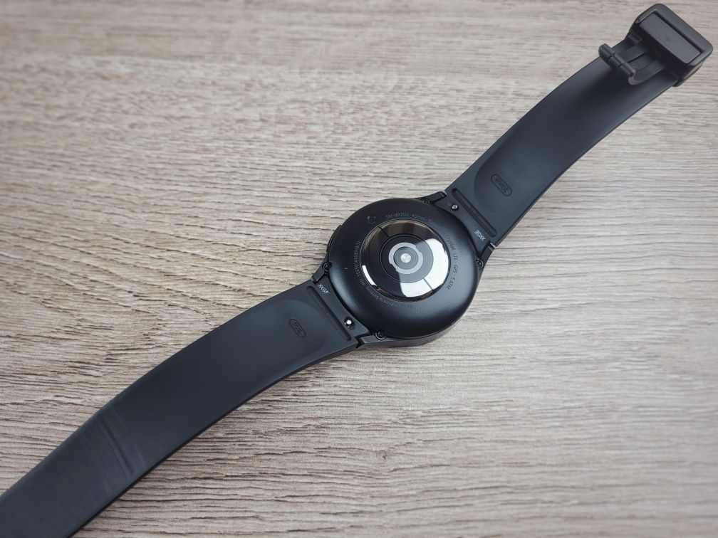 Смарт-годинник Samsung Galaxy Watch5 Pro Titanium Black (SM-R925U)