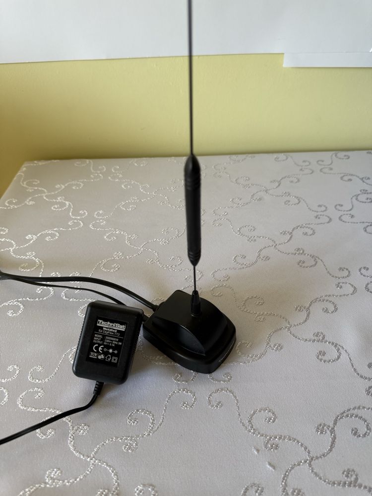Antena Technisat DigiFlex TT2 ze Wzmacniaczem Plus Ładowarka 1kpl