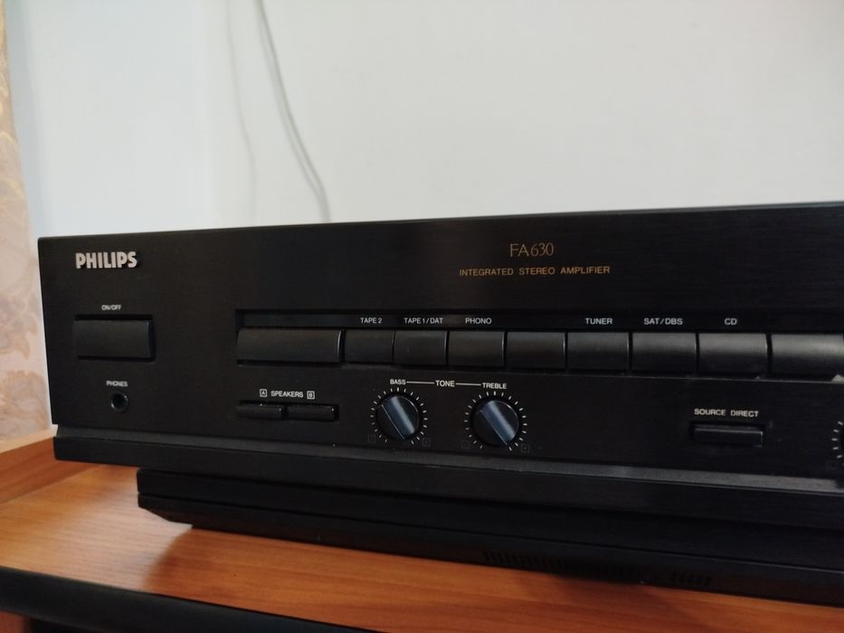 Підсилювач  PHILIPS FA 630. Дефект.