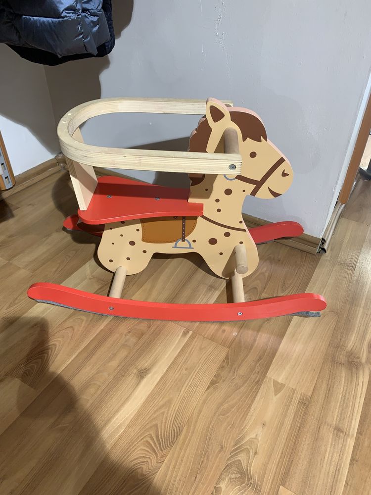 Konik na biegunach  - drewniany